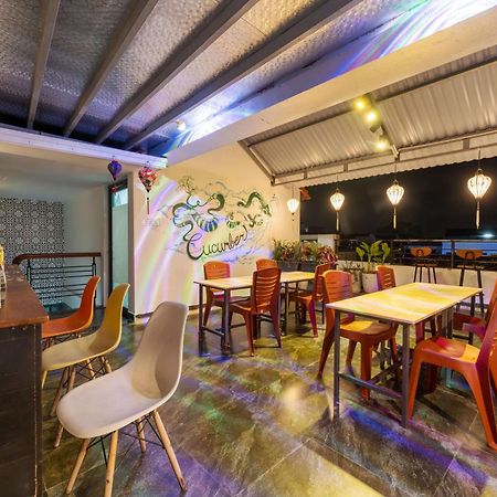 Cucumber Hostel Hoi An Esterno foto
